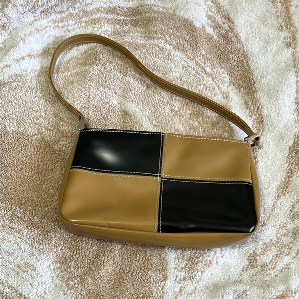 Le Chateau Tan and Black Geometric Shoulder Bag